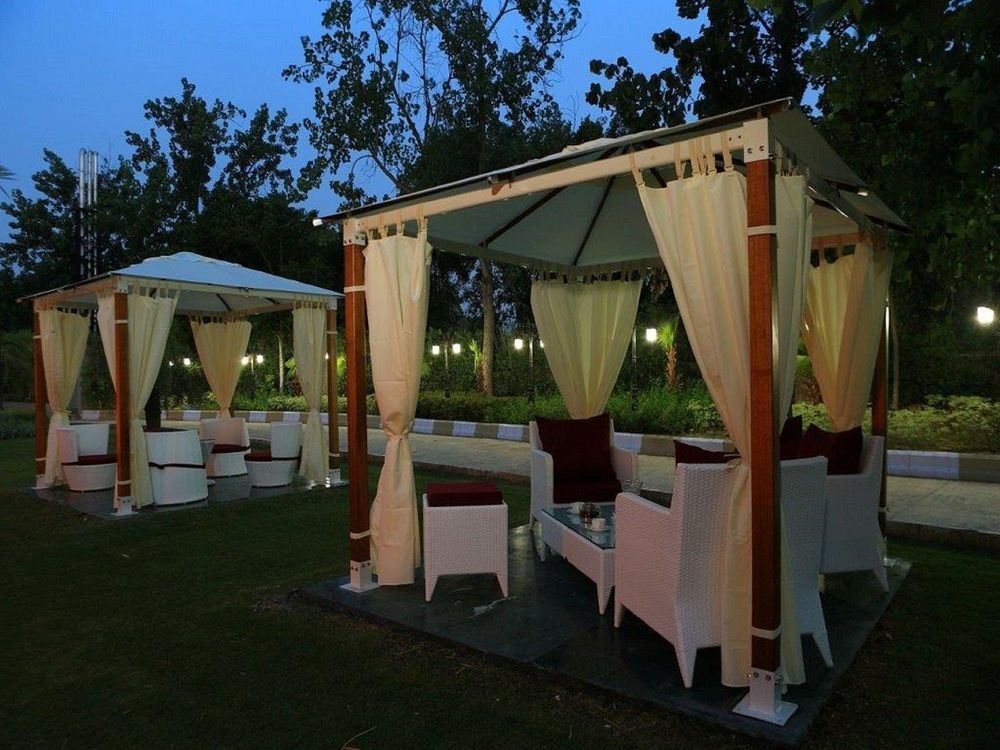 Atrio By Devam Hotel Gurgaon Exterior foto